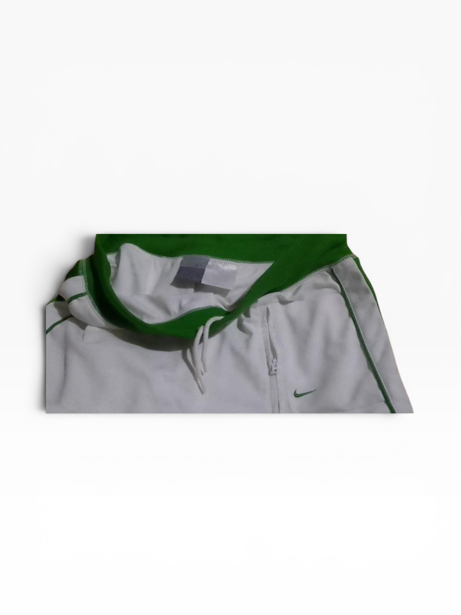 Pollera Nike blanca y detalles verdes Talle M
