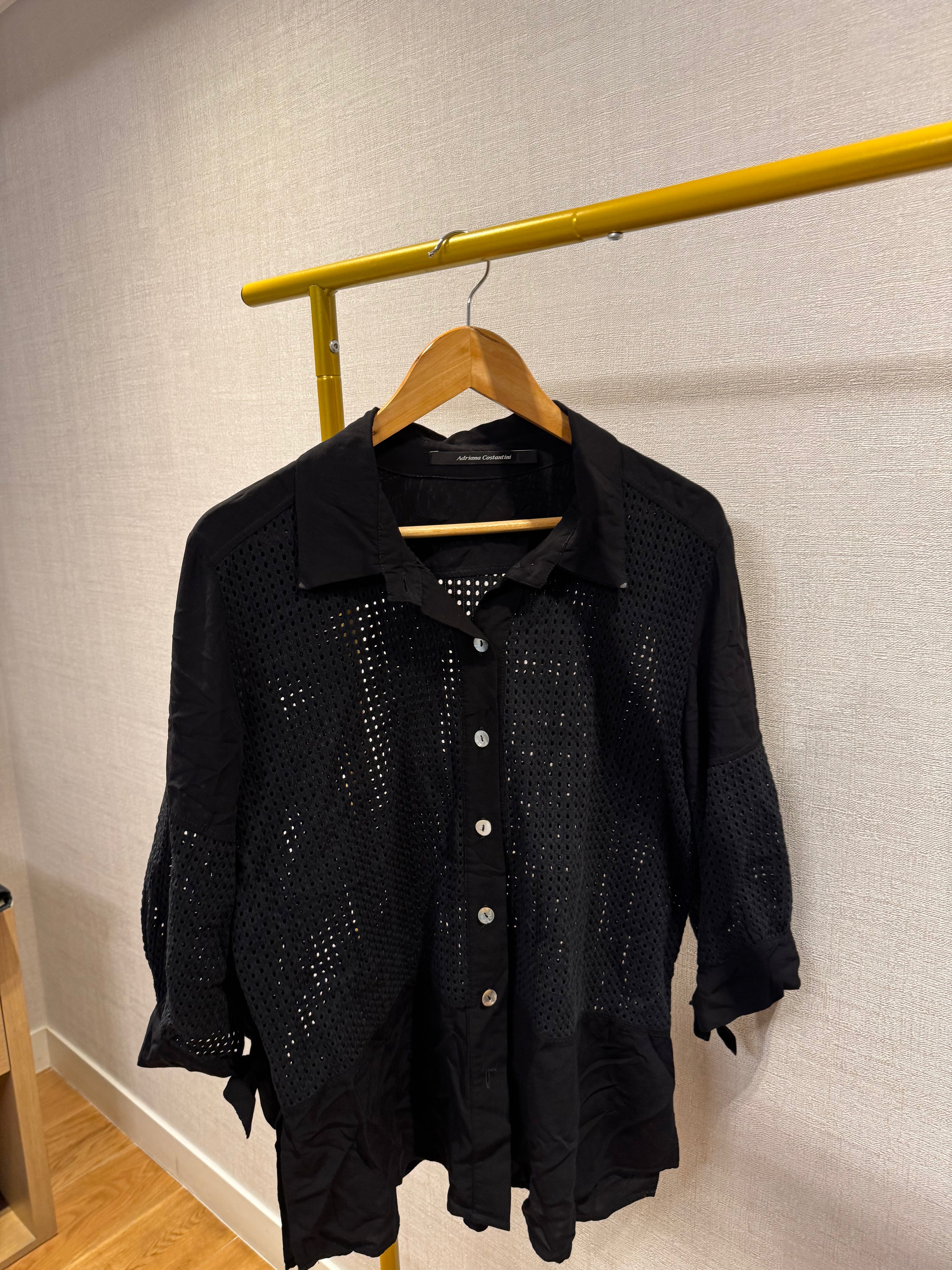 Camisa Adriana Constantini Negra