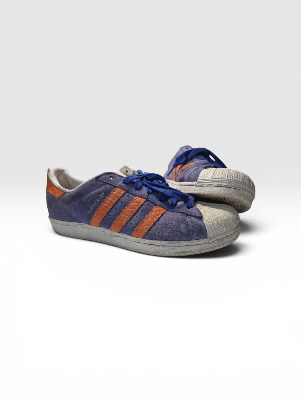 Zapatillas Adidas Superstar Violeta con Naranja